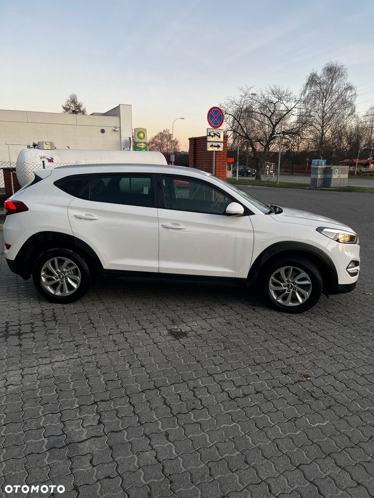 Hyundai Tucson 2.0 CRDI BlueDrive Comfort 2WD - 4