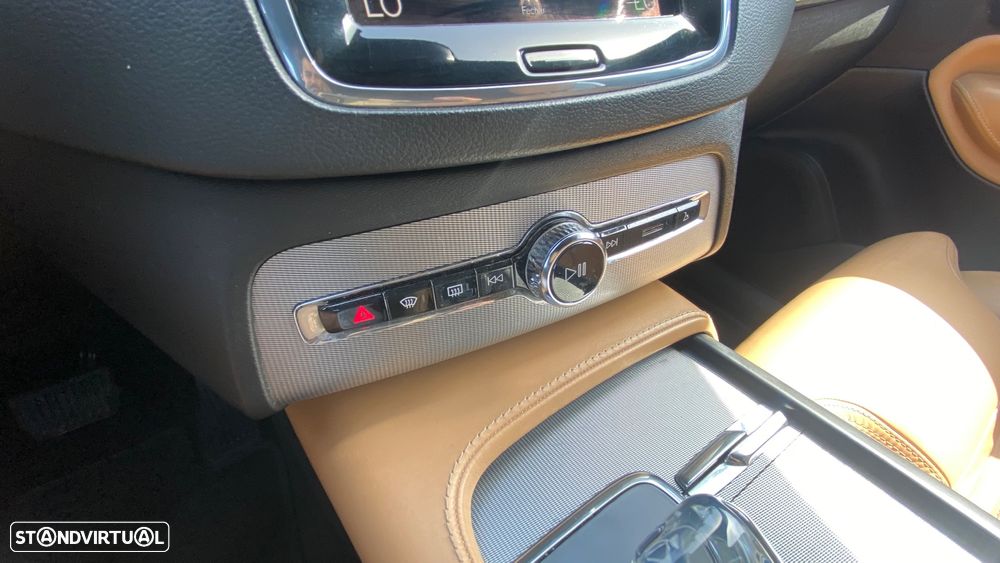 Volvo XC 90 2.0 T8 PHEV Inscription AWD - 52