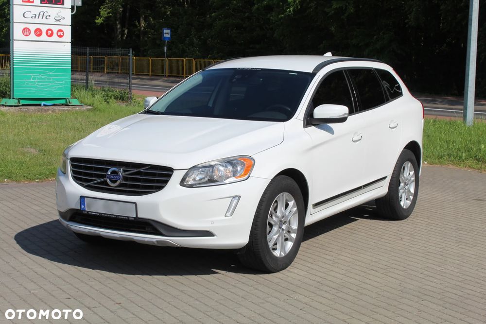 Volvo XC 60 T5 Drive-E Momentum - 4