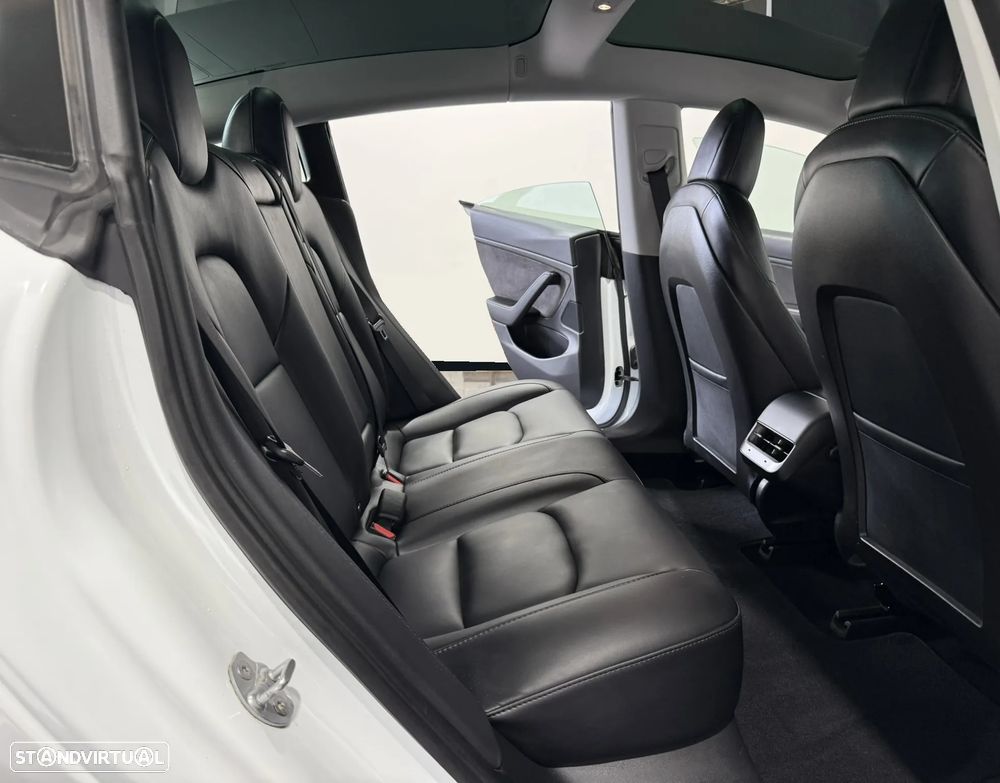 Tesla Model 3 Long Range AWD Dual Motor - 37