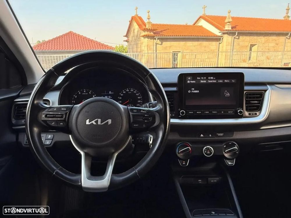 Kia Stonic - 10