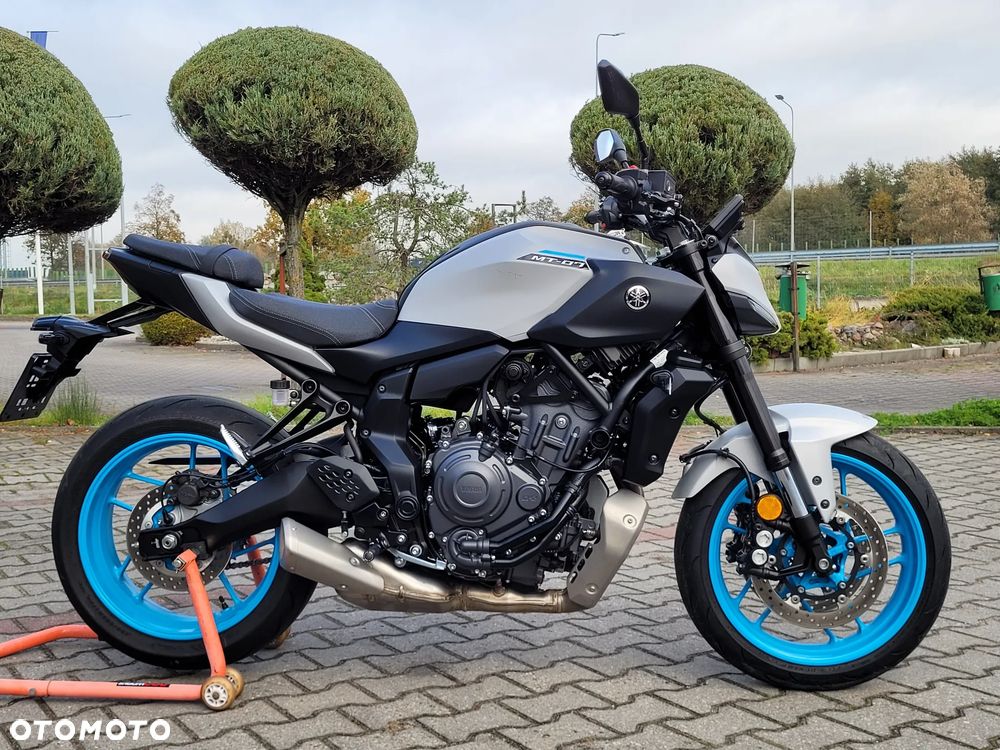 Yamaha MT - 17