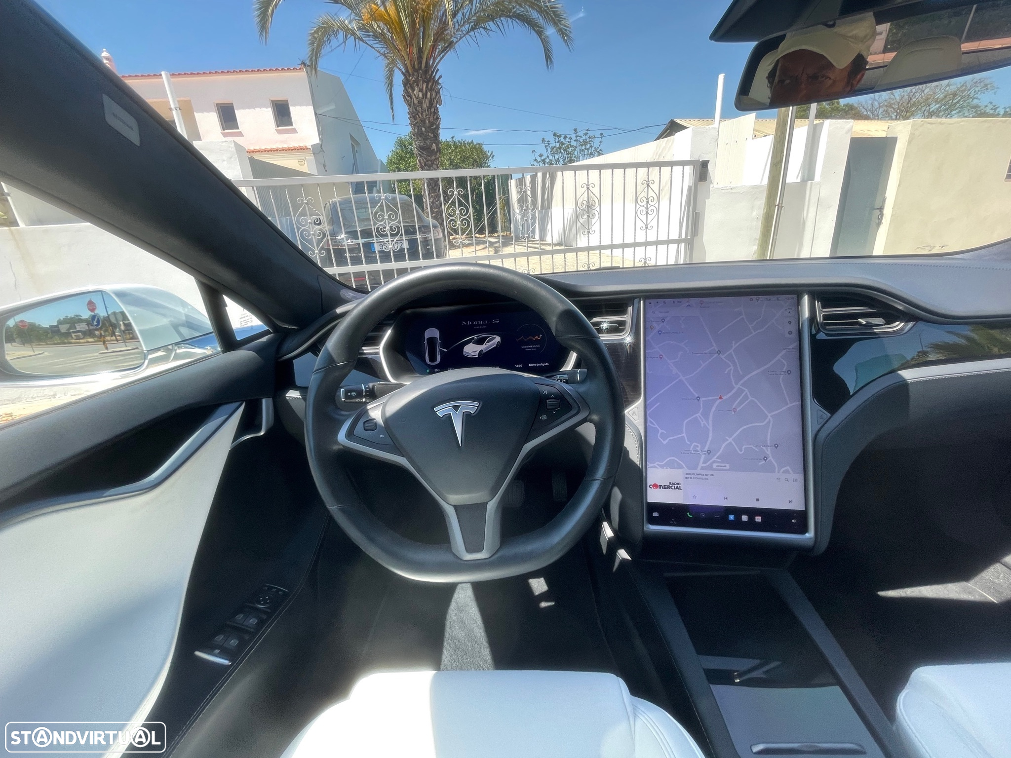 Tesla Model S Long Range - 31