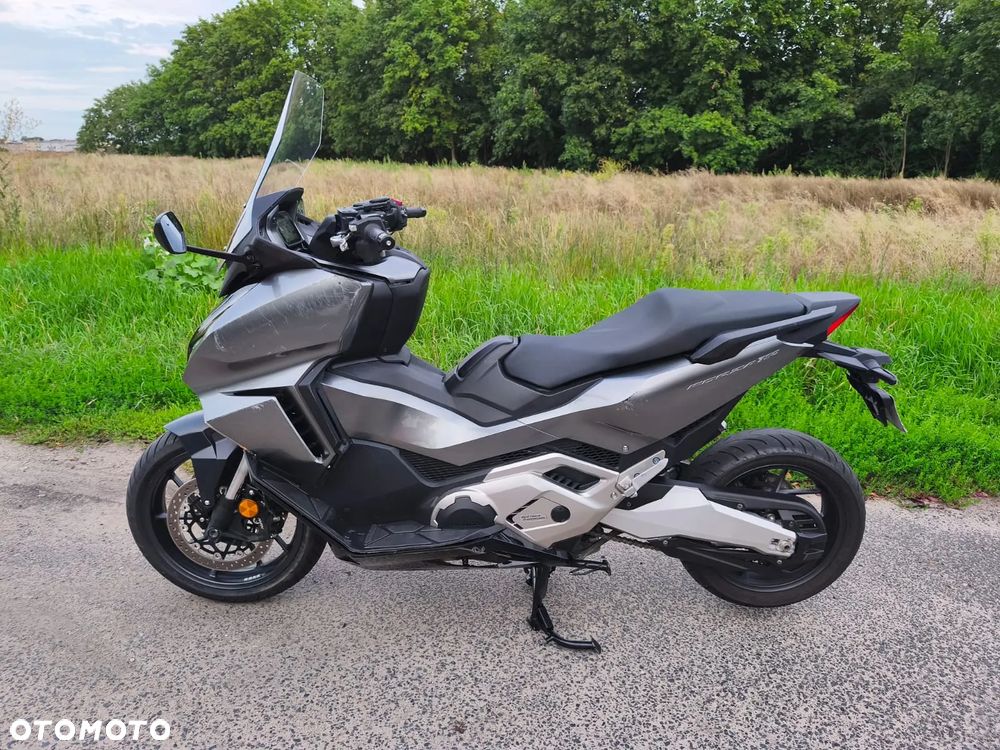 Honda NSS - 6