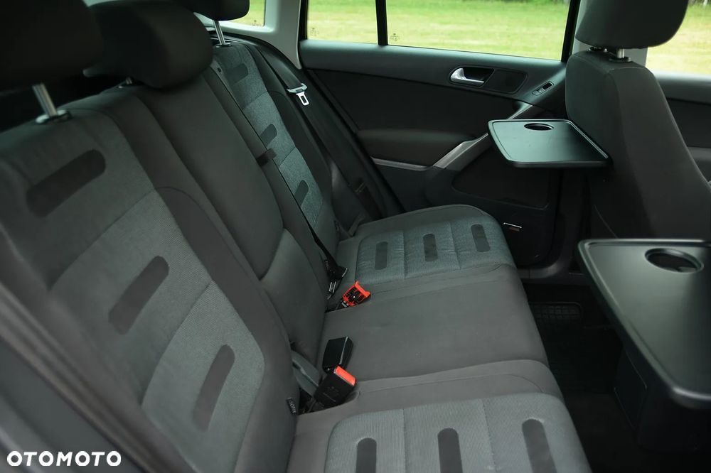Volkswagen Tiguan - 25
