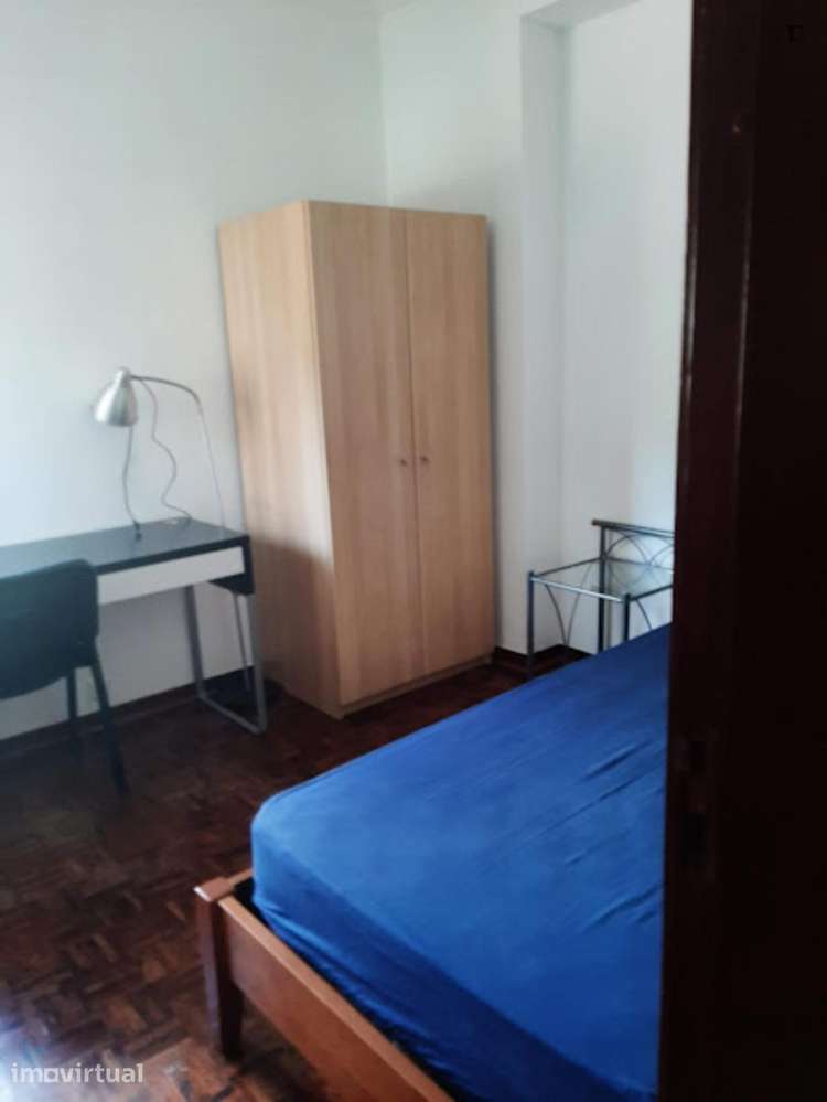 Quarto - localizado em Bairro do Sol Coimbra - Grande imagem: 2/10