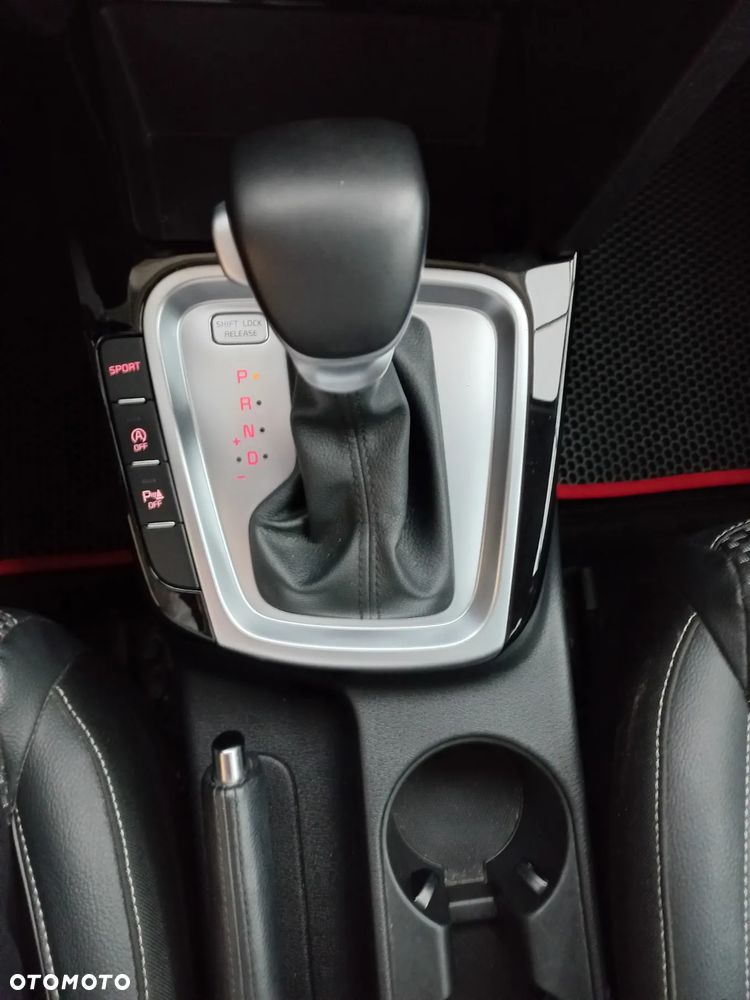 Kia Ceed 1.4 T-GDI L Business Line DCT - 22