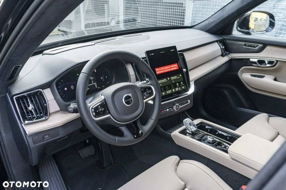 Volvo XC 90 - 16