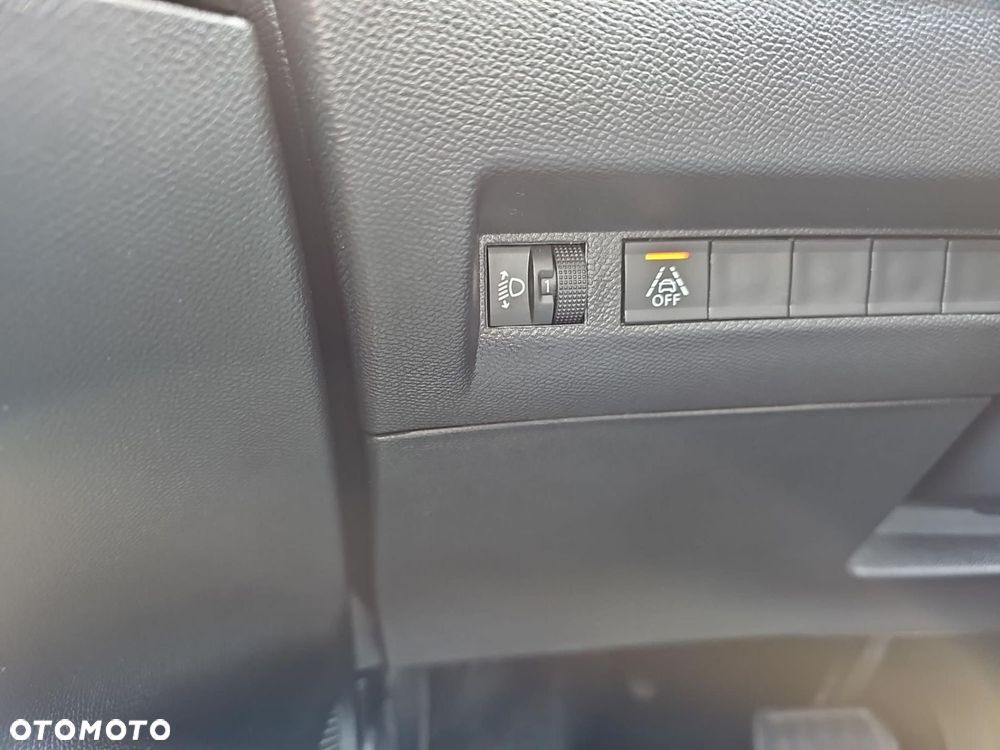 Peugeot 2008 - 19