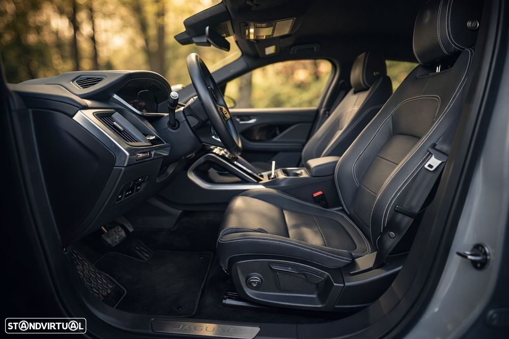 Jaguar I-Pace - 11