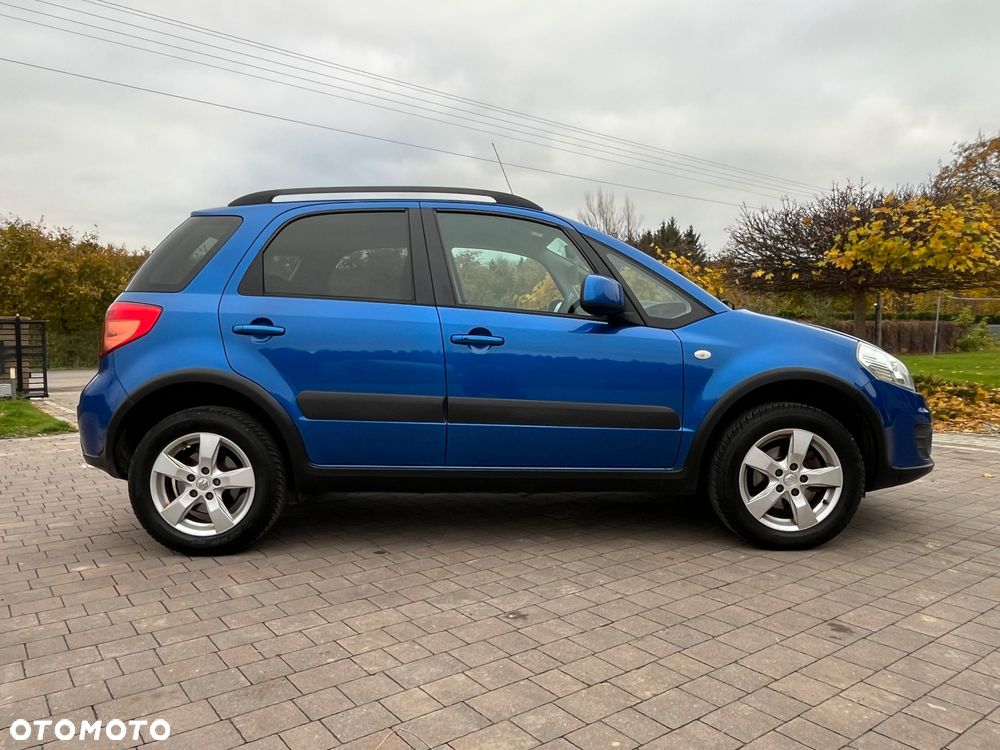 Suzuki Sx4 2010 photo 4