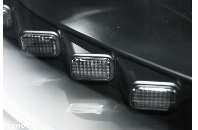Lampy Reflektory VW T5 10-15 DO JAZDY DZIENNEJ - 4