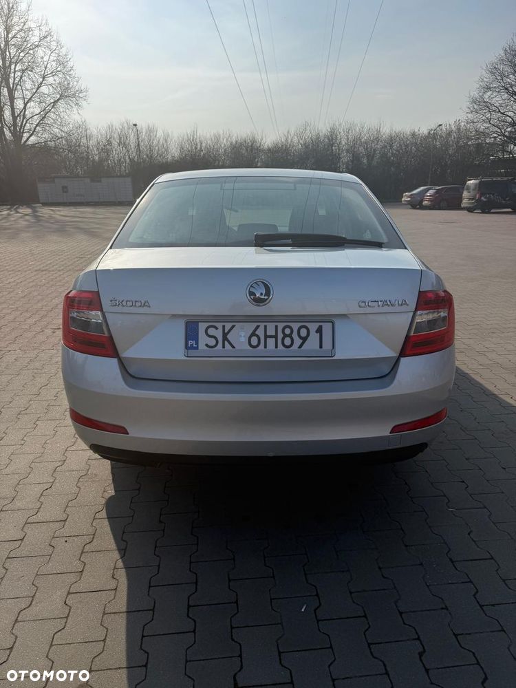 Skoda Octavia 2.0 TDI Drive - 11
