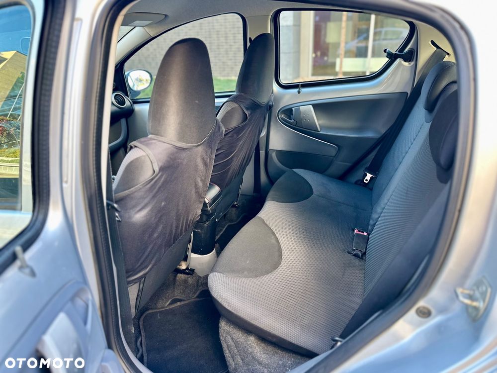 Toyota Aygo City - 12