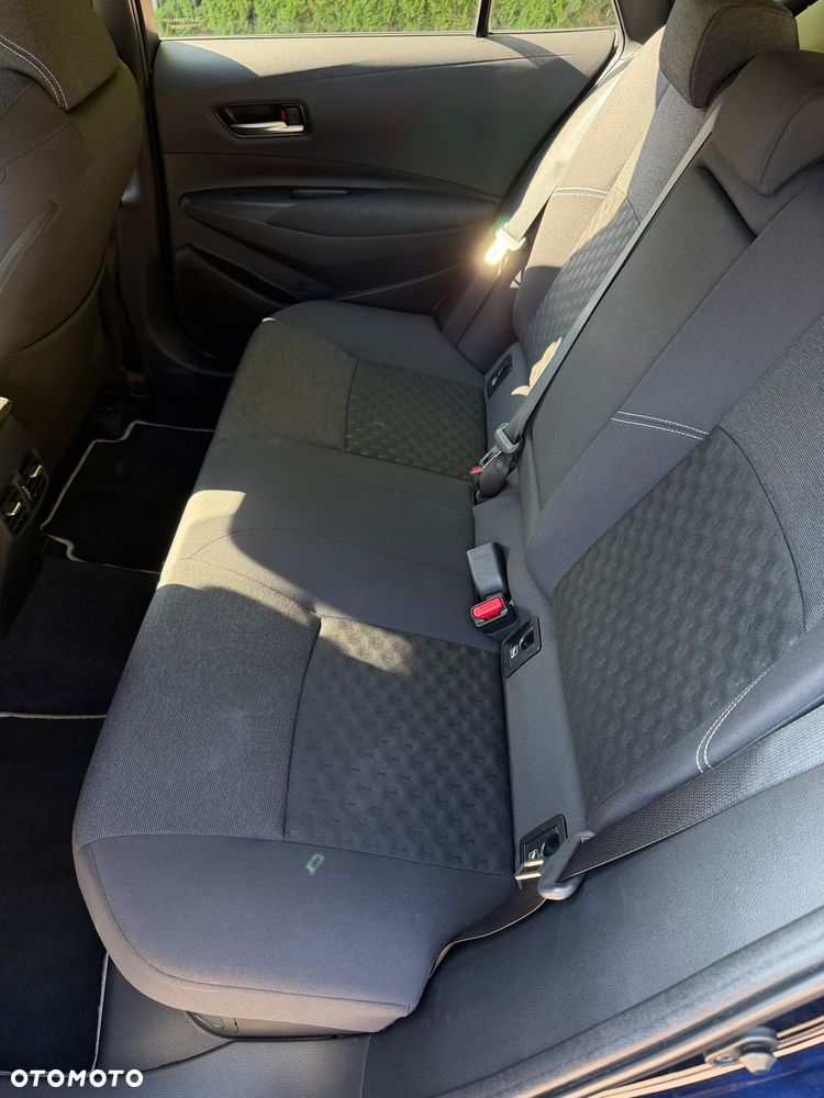 Toyota Corolla 1.8 Hybrid Comfort - 12
