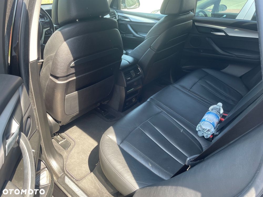 BMW X5 xDrive25d - 23