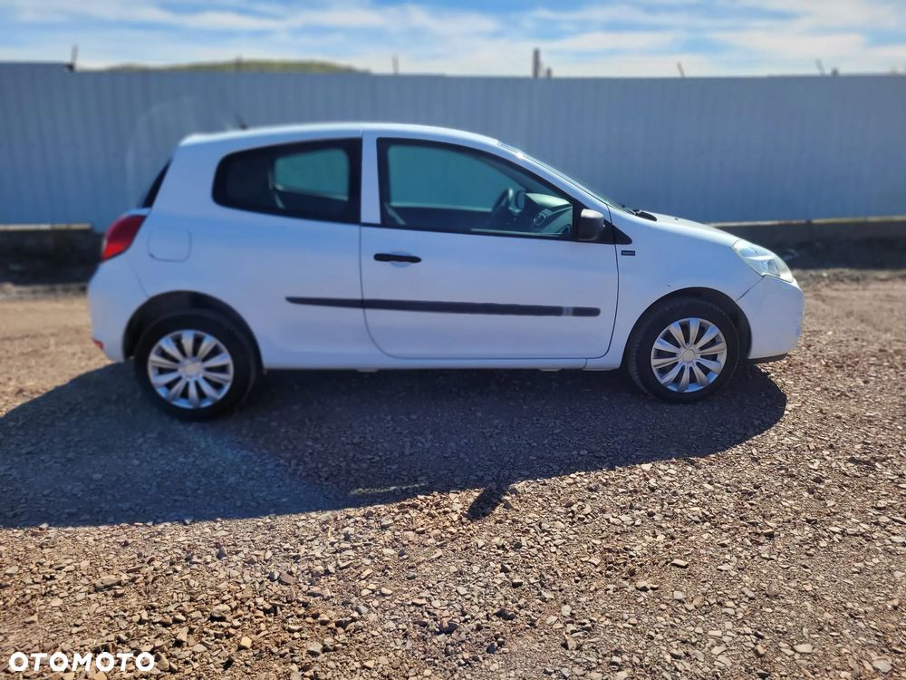 Renault Clio 1.2 16V 75 Dynamique - 6
