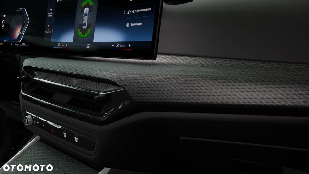 BMW Seria 3 318i M Sport - 12