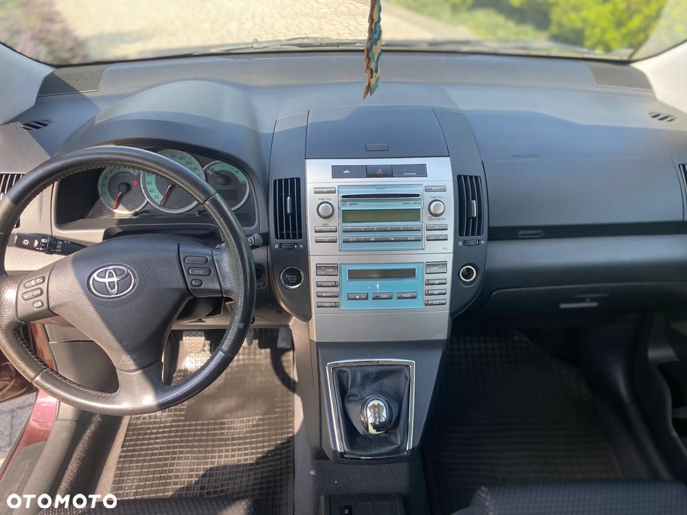 Toyota Corolla 1.6 VVT-i Sol - 12