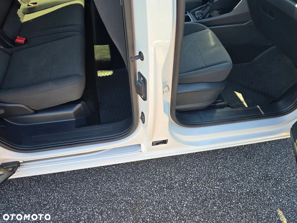 Volkswagen Caddy 2021 photo 3