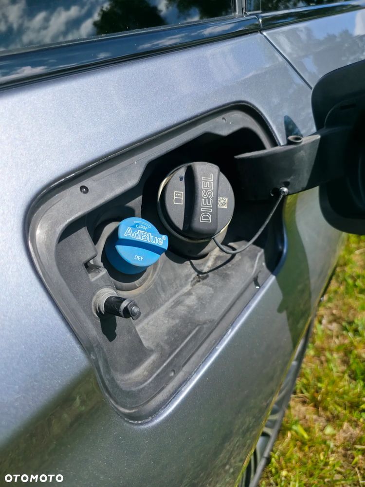 BMW Seria 5 520d xDrive Sport Line - 28