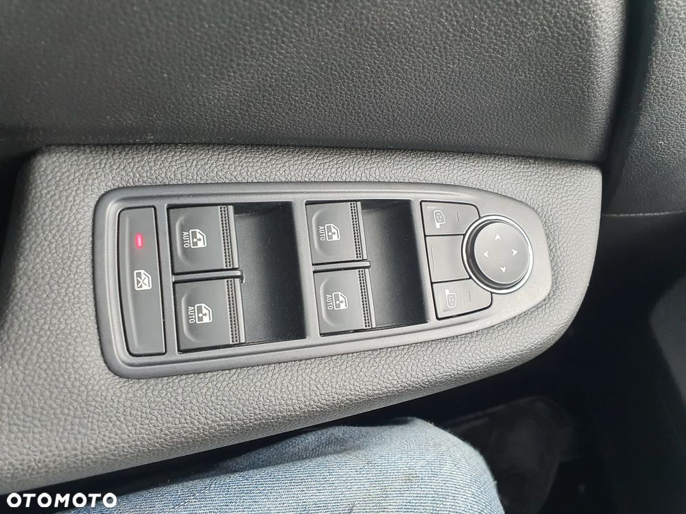 Renault Clio SCe 65 BUSINESS EDITION - 23