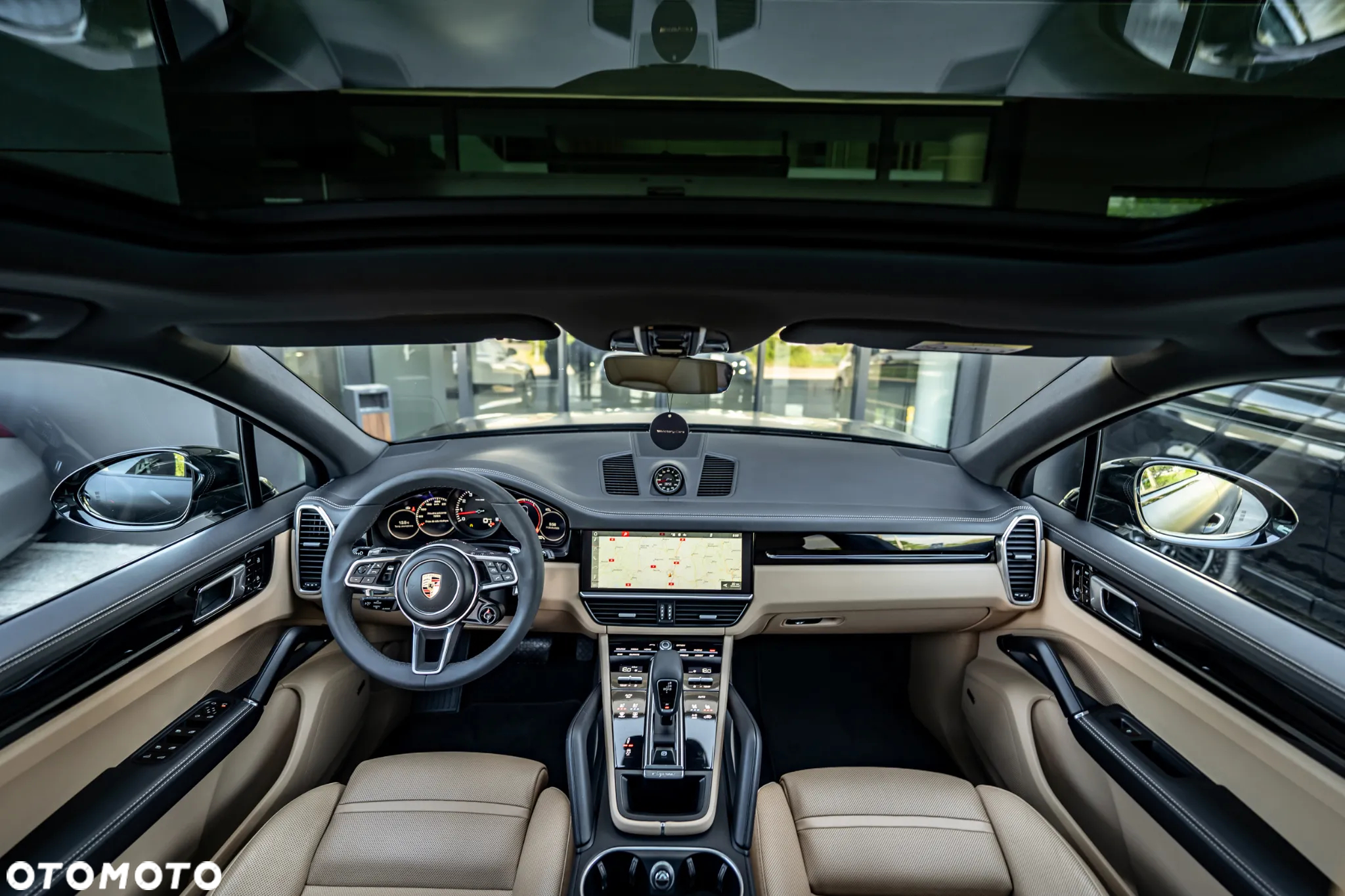 Porsche Cayenne - 26