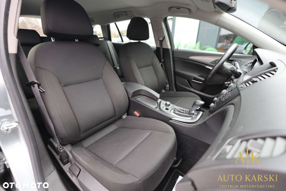 Opel Insignia - 38