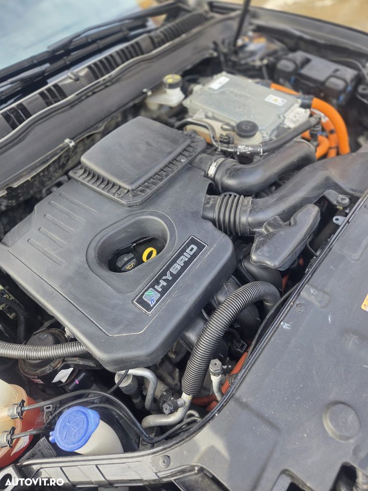 Ford Mondeo 2.0 HEV Titanium - 18