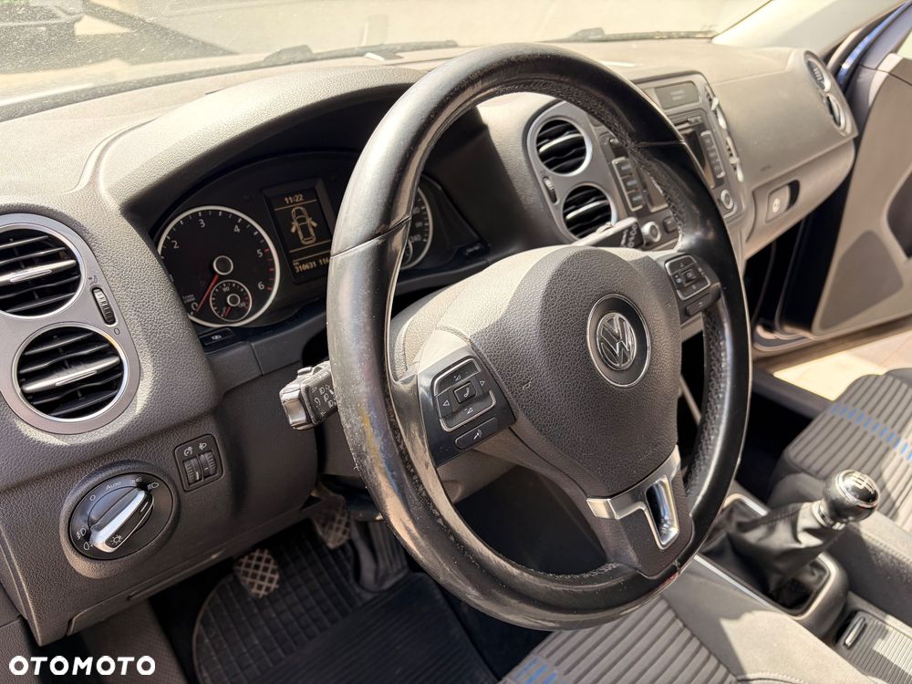 Volkswagen Tiguan 2.0 TDI DPF BlueMotion Technology Trend & Fun - 18