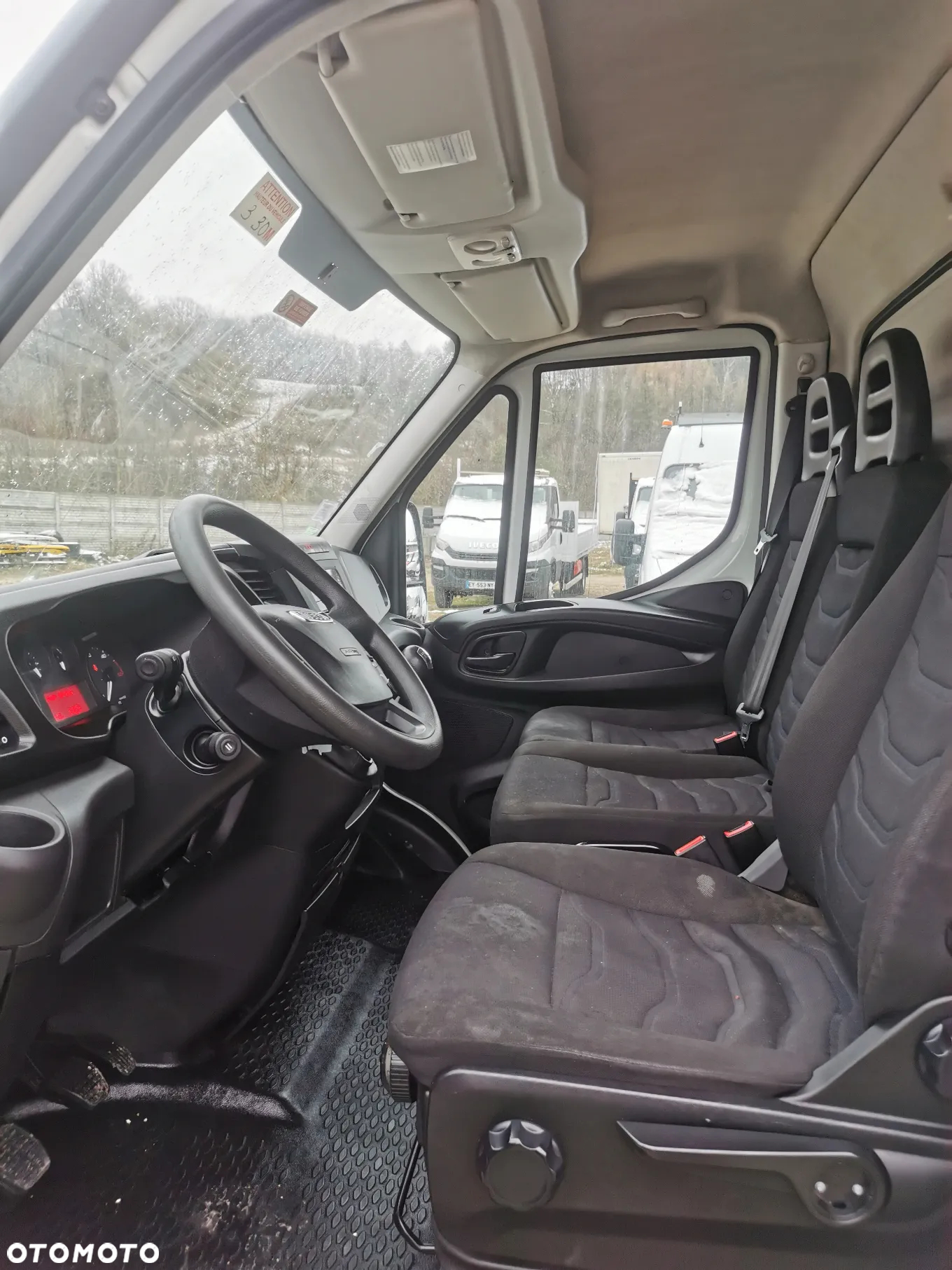 Iveco 3.0-150KM Daily 35C15 Kontener długi rama 35-150 kiper Klimatyzacja długi rozstaw - 11
