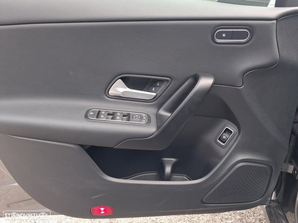 Mercedes-Benz CLA 180 d Style Plus Aut. - 8