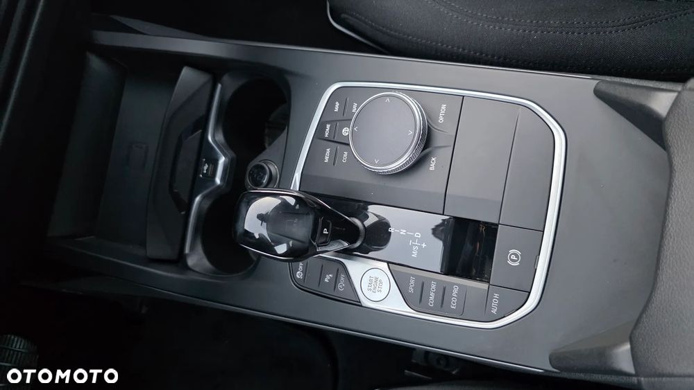 BMW Seria 1 116d Advantage - 24