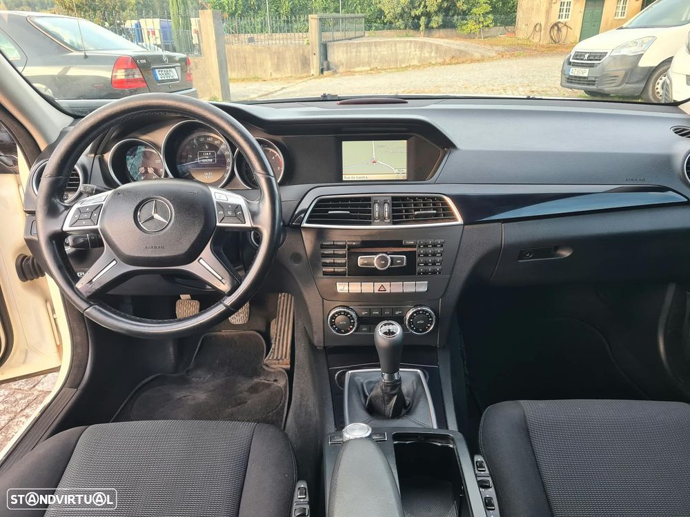 Mercedes-Benz C 200 - 8