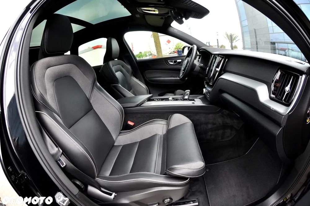 Volvo XC 60 B4 B Geartronic RDesign - 26
