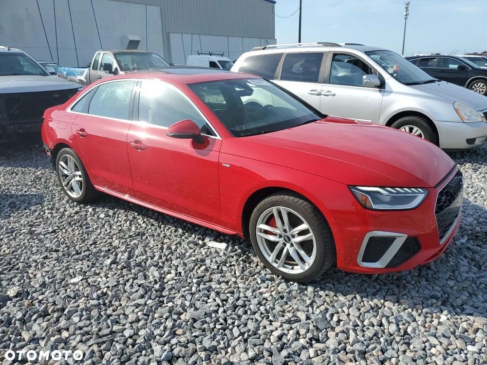 Audi A4 - 1