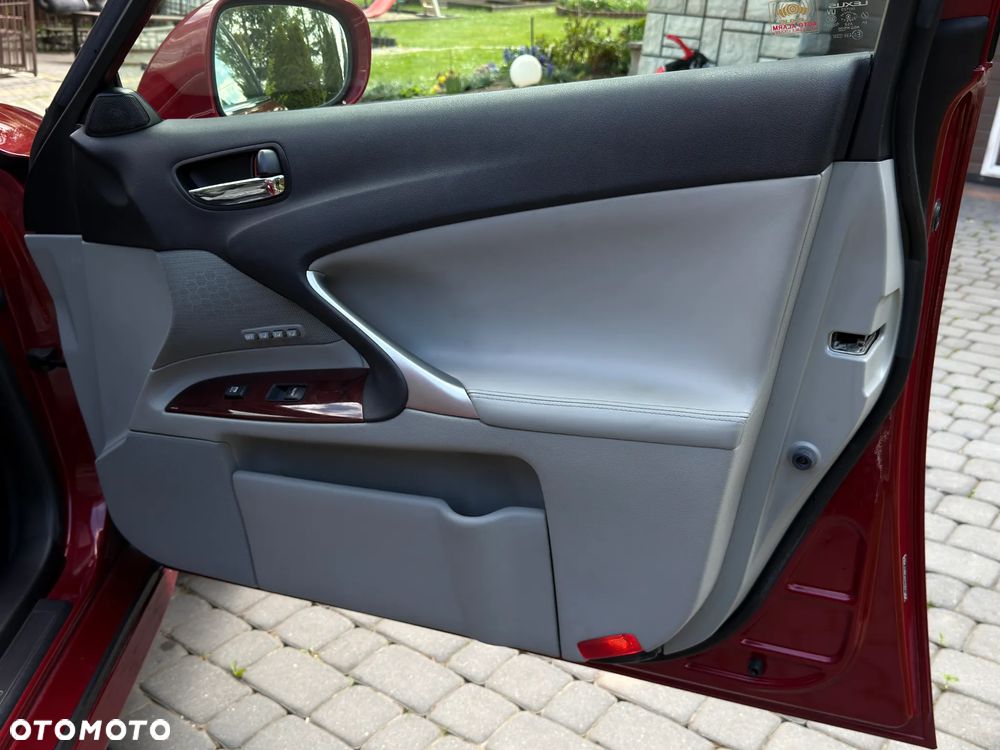 Lexus IS 250 Luxury Line - 35