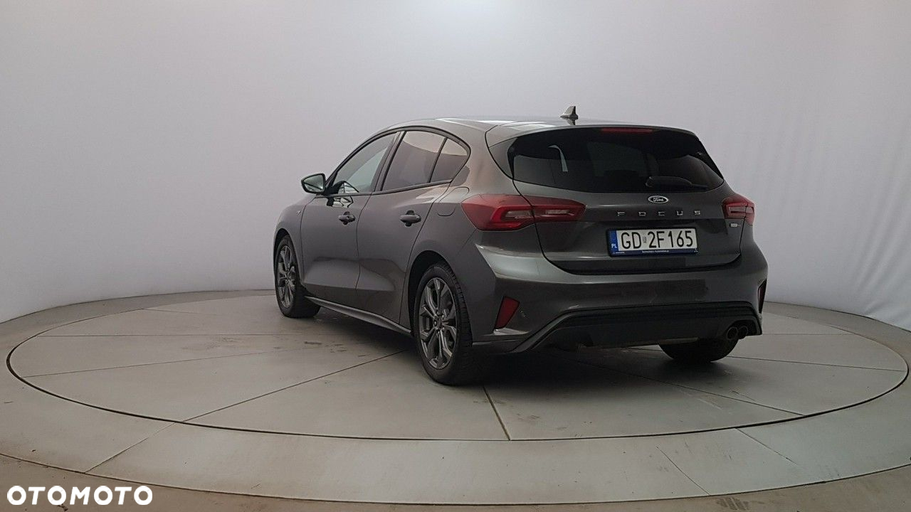Ford Focus - 5