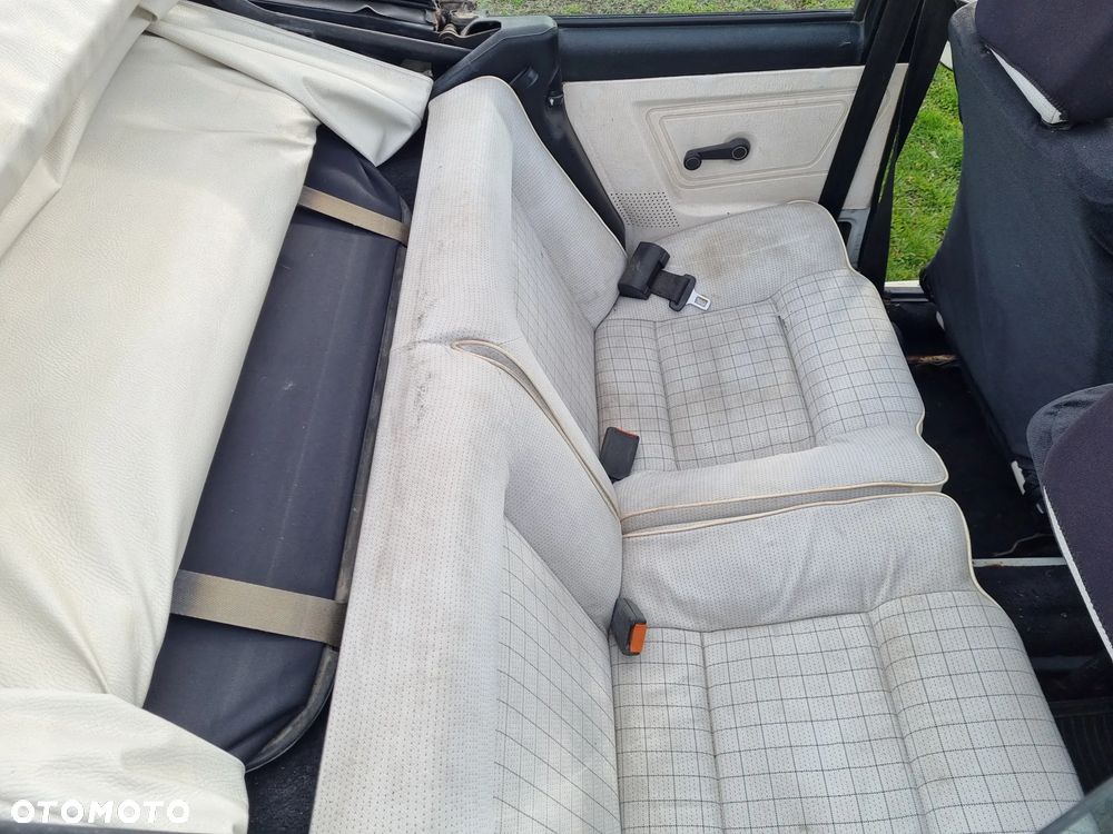 Volkswagen Golf - 5
