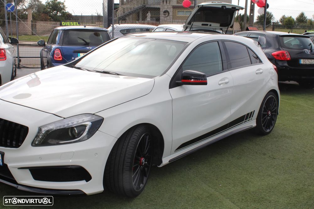 Mercedes-Benz A 45 AMG 4-Matic - 13