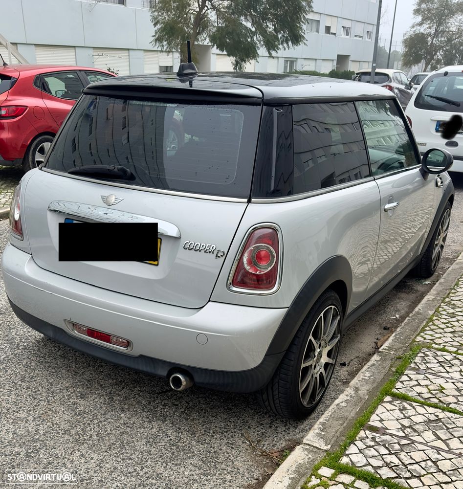 MINI 3 Portas Cooper D - 9