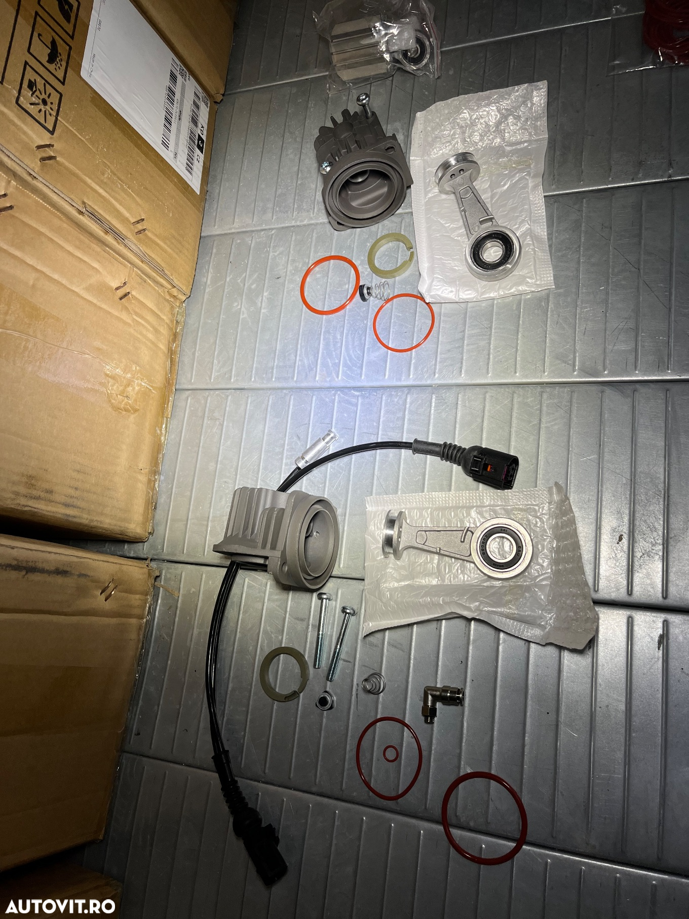 Kit reparatie compresor perne aer orice model wabco continental  vw audi porsche land rover bmw range rover jaguar cilindru piston segment garnituri cayenne touareg q7 a6 a7 a8 - 15