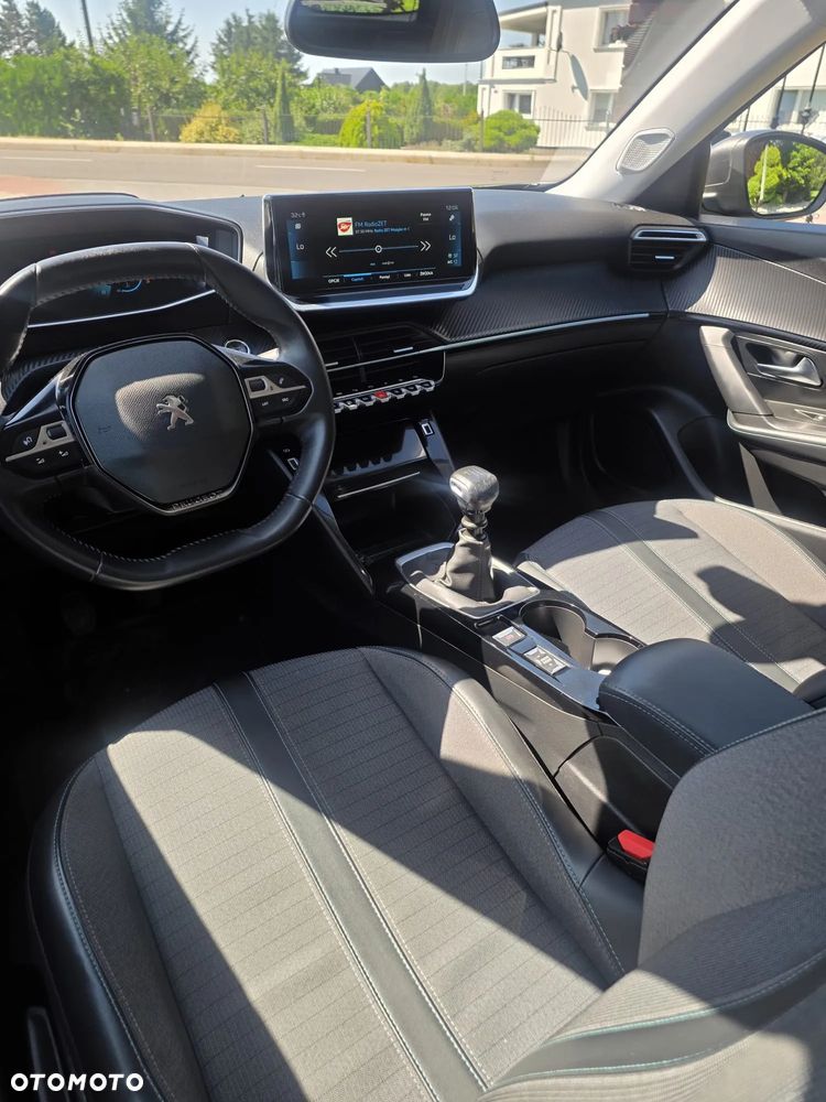 Peugeot 2008 PureTech 100 Business - 16