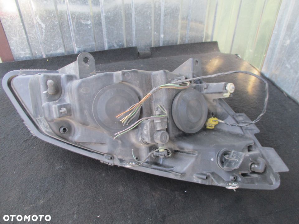 Lampa przednia lewa reflektor lewy Renault Scenic 2 Europa - 2