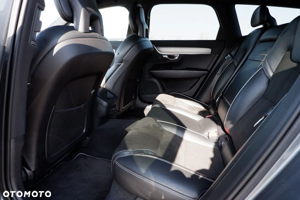 Volvo V90 T5 Geartronic R Design - 29