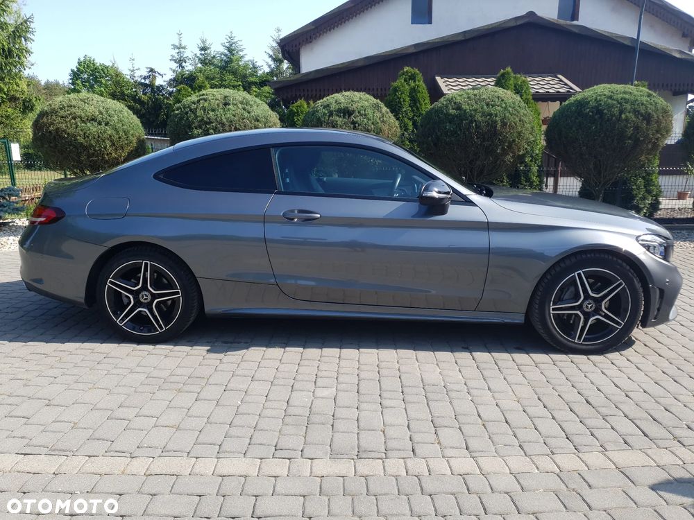 Mercedes-Benz Klasa C 220 d Coupe 4Matic 9G-TRONIC AMG Line - 5