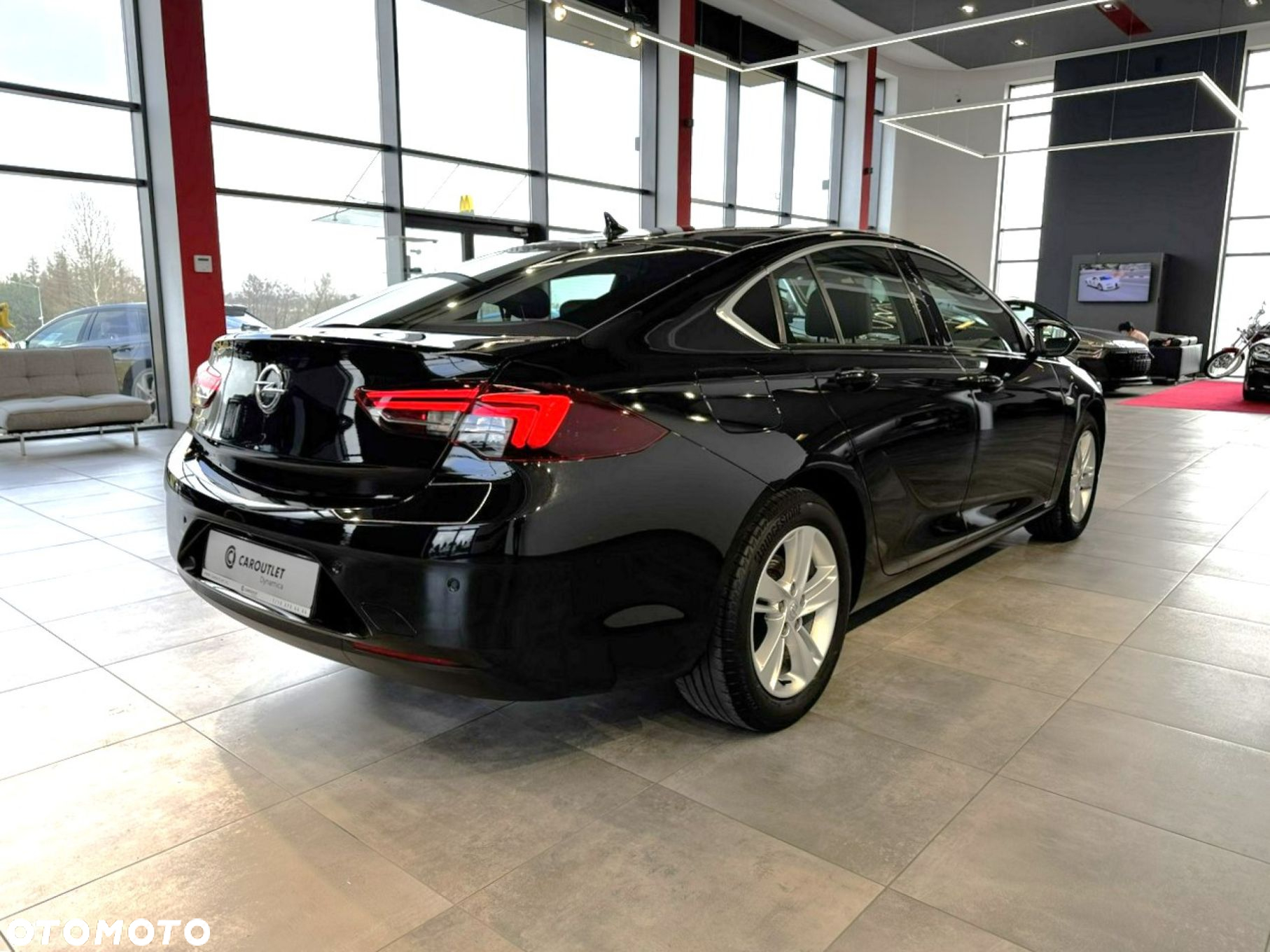 Opel Insignia - 8