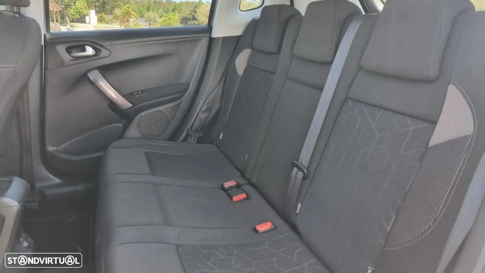 Peugeot 2008 1.2 PureTech Style - 11