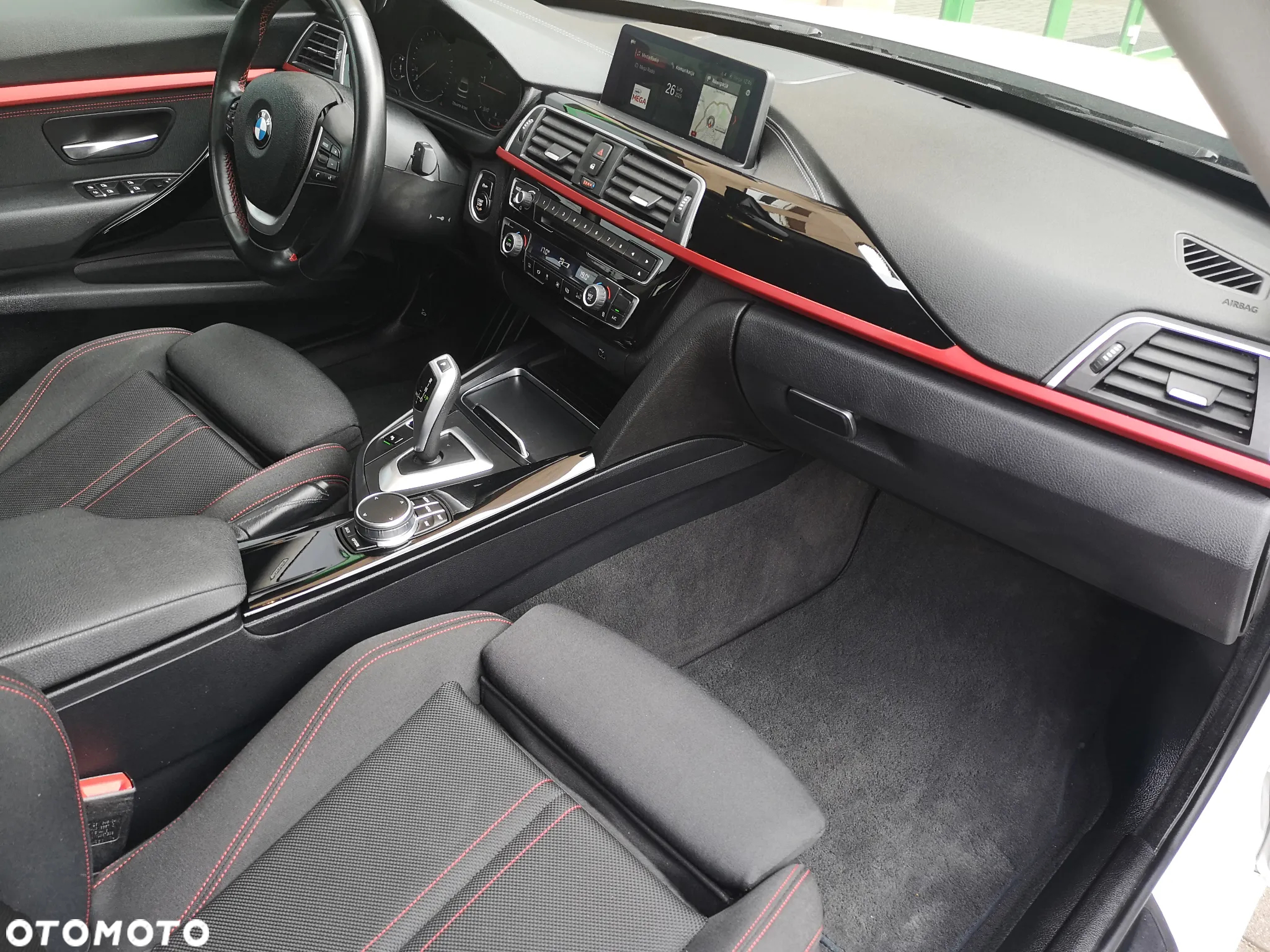 BMW 3GT 320i Sport Line - 11