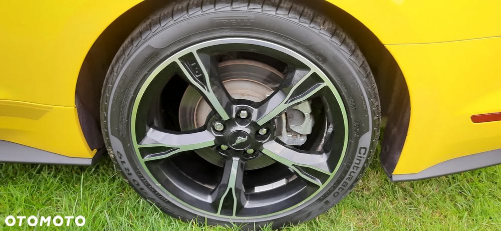 Ford Mustang 5.0 V8 GT - 6